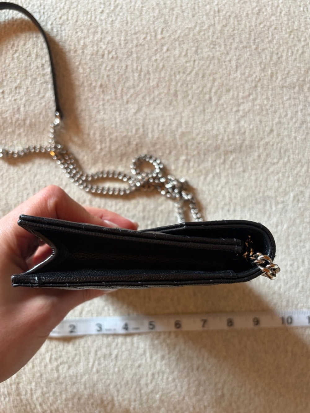 Saint Laurent CASSANDRE ENVELOPE CHAIN WALLET IN GRAIN DE POUDRE LEATHER - Picture 10 of 13